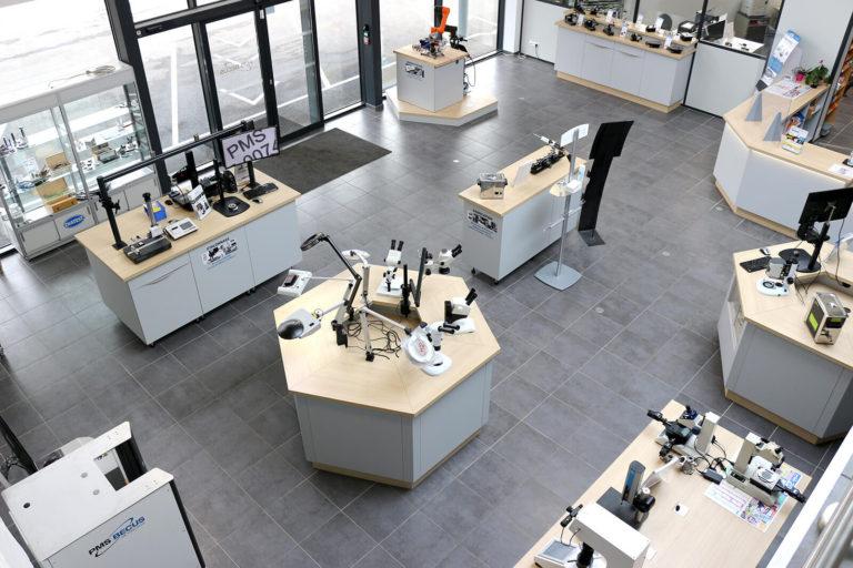 Nouveau showroom PMS BECUS à Marnaz 74460, Vallée de l'Arve, Exposition permanente